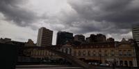 Em Porto Alegre, o dia terá sol e chuva