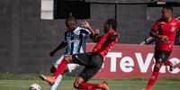 Ofensas foram oriundas de um torcedor na arquibancada em direção ao goleiro Adriel e a outros jogadores do clube