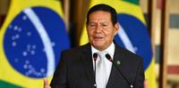 Mourão deve tentar este ano uma vaga no Senado 