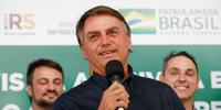 Bolsonaro editou um decreto para perdoar quaisquer penas aplicadas contra o deputado Daniel Silveira