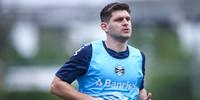 Clube do Catar tem interesse no zagueiro do Grêmio Kannemann