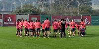 Inter aprimora parte física e faz treino técnico no CT do Parque Gigante 