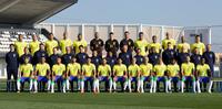 Seleção divulga foto oficial antes de viagem para o Catar 