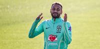 Neymar treina para a Copa do Mundo no Catar