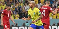 Nove jogos sem gol do 9 do Brasil em Copas: Richarlison quebra jejum e realiza sonho do criança 