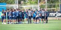 Renato reuniu o grupo durante os trabalhos iniciais