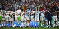 Argentinos comemoram a classificação para a final da Copa do Mundo