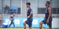 Grêmio faz trabalhos táticos e se prepara para novo jogo-treino