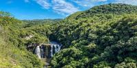 Parque das Cachoeiras conta com trilhas e área de camping em Vacaria