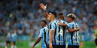 Atacante uruguaio colocou o Tricolor nas manchetes de portais de futebol em todo o mundo