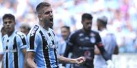 Bruno Uvini marcou o primeiro gol do Grêmio contra o Aimoré